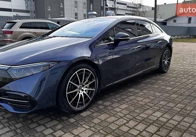 Синий Мерседес EQS, объемом двигателя 0 л и пробегом 90 тыс. км за 73000 $, фото 1 на Automoto.ua