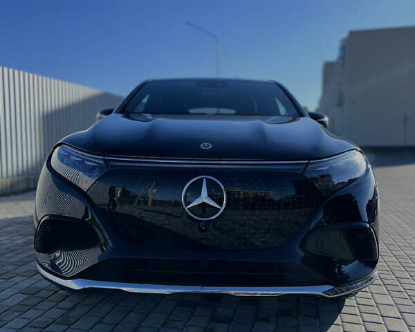 Чорний Мерседес EQS SUV, об'ємом двигуна 0 л та пробігом 24 тис. км за 73500 $, фото 1 на Automoto.ua
