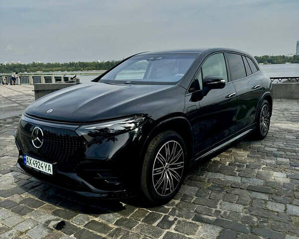 Черный Мерседес EQS SUV, объемом двигателя 0 л и пробегом 16 тыс. км за 83000 $, фото 1 на Automoto.ua
