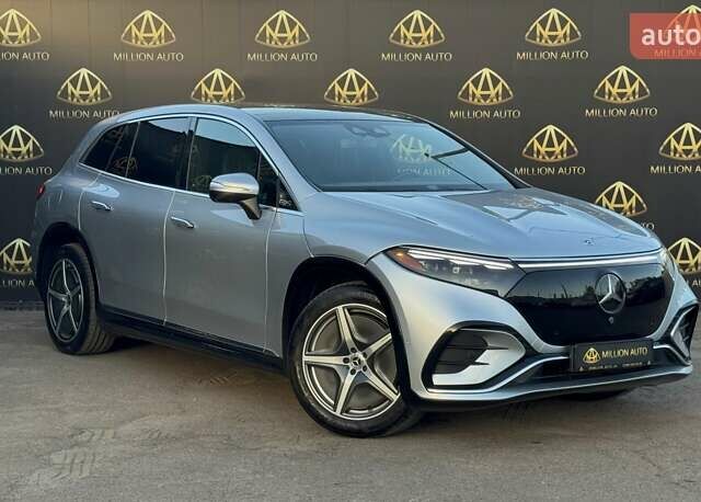 Серый Мерседес EQS SUV, объемом двигателя 0 л и пробегом 3 тыс. км за 79000 $, фото 1 на Automoto.ua