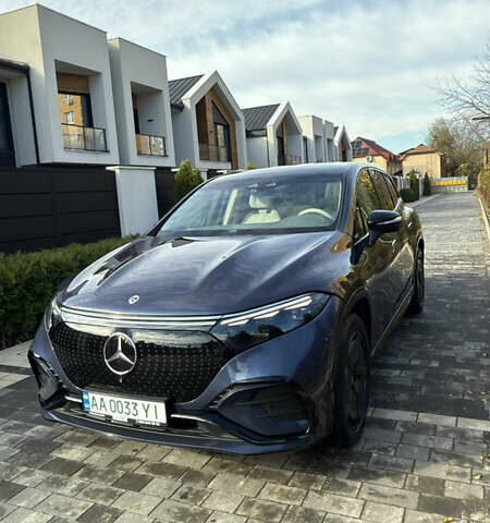 Синий Мерседес EQS SUV, объемом двигателя 0 л и пробегом 24 тыс. км за 95000 $, фото 1 на Automoto.ua
