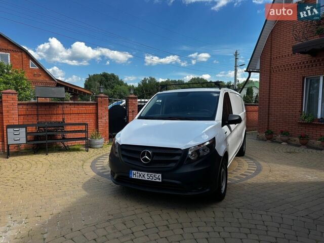 Белый Мерседес eVito, объемом двигателя 0 л и пробегом 30 тыс. км за 18900 $, фото 1 на Automoto.ua