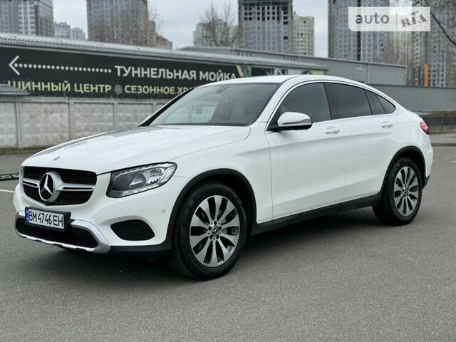 Белый Мерседес GLC-Class Coupe, объемом двигателя 2.14 л и пробегом 138 тыс. км за 36500 $, фото 1 на Automoto.ua