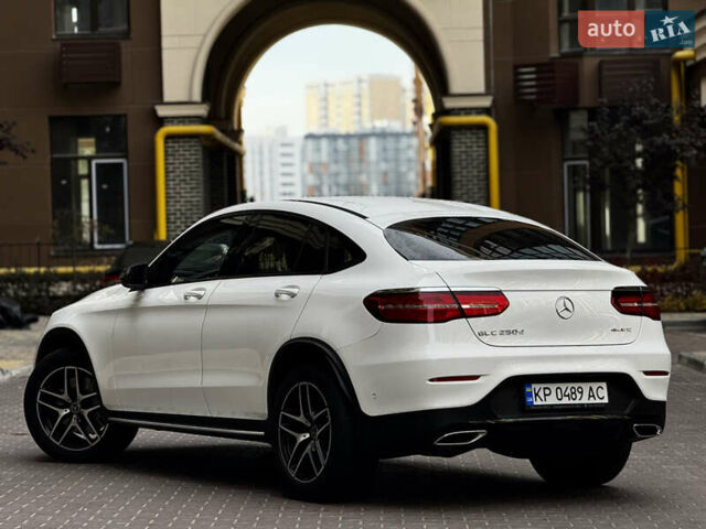 Білий Мерседес GLC-Class Coupe, об'ємом двигуна 2.2 л та пробігом 115 тис. км за 37500 $, фото 1 на Automoto.ua
