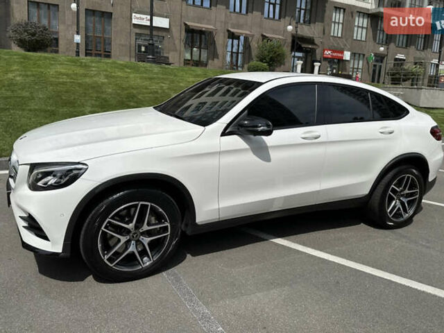 Білий Мерседес GLC-Class Coupe, об'ємом двигуна 2.1 л та пробігом 124 тис. км за 40000 $, фото 1 на Automoto.ua