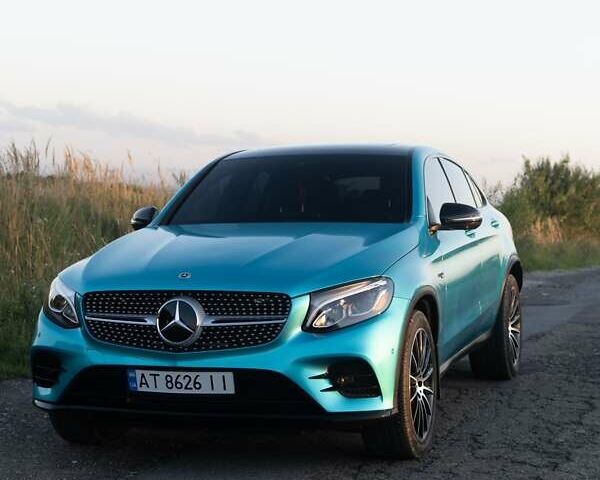 Белый Мерседес GLC-Class Coupe, объемом двигателя 3 л и пробегом 80 тыс. км за 43500 $, фото 1 на Automoto.ua