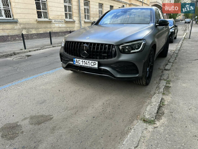 Серый Мерседес GLC-Class Coupe, объемом двигателя 3 л и пробегом 98 тыс. км за 67777 $, фото 1 на Automoto.ua