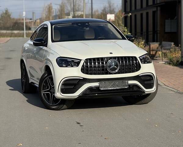 Белый Мерседес GLE-Class Coupe, объемом двигателя 2 л и пробегом 47 тыс. км за 111000 $, фото 1 на Automoto.ua