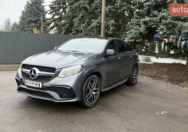 Черный Мерседес GLE-Class Coupe, объемом двигателя 3 л и пробегом 238 тыс. км за 32000 $, фото 1 на Automoto.ua