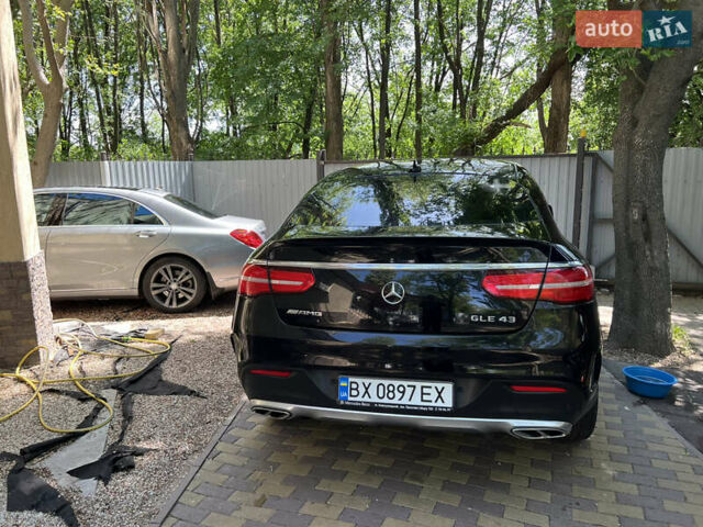 Черный Мерседес GLE-Class Coupe, объемом двигателя 3 л и пробегом 42 тыс. км за 60000 $, фото 1 на Automoto.ua