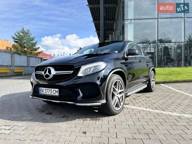 Черный Мерседес GLE-Class Coupe, объемом двигателя 3 л и пробегом 83 тыс. км за 49000 $, фото 1 на Automoto.ua