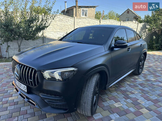 Черный Мерседес GLE-Class Coupe, объемом двигателя 1.99 л и пробегом 74 тыс. км за 90000 $, фото 1 на Automoto.ua