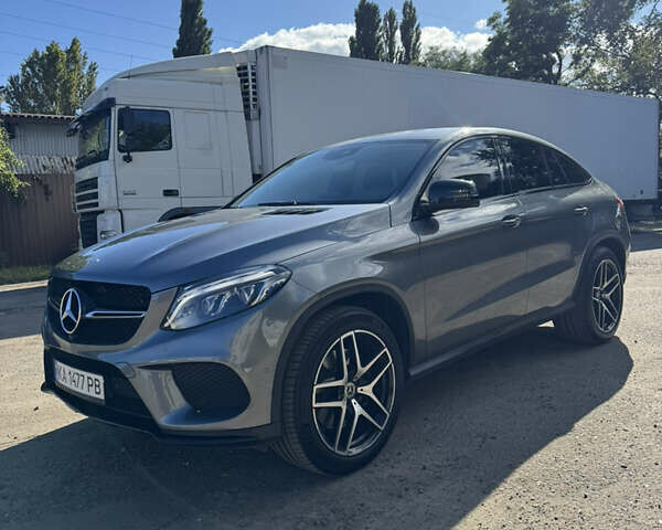 Серый Мерседес GLE-Class Coupe, объемом двигателя 3 л и пробегом 75 тыс. км за 45000 $, фото 1 на Automoto.ua