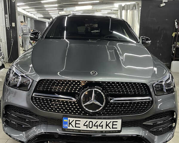 Сірий Мерседес GLE-Class Coupe, об'ємом двигуна 2.93 л та пробігом 29 тис. км за 87000 $, фото 1 на Automoto.ua