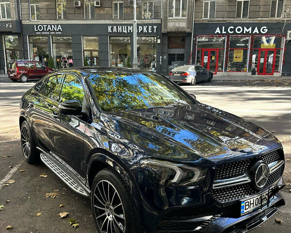 Синий Мерседес GLE-Class Coupe, объемом двигателя 2.9 л и пробегом 129 тыс. км за 68000 $, фото 1 на Automoto.ua