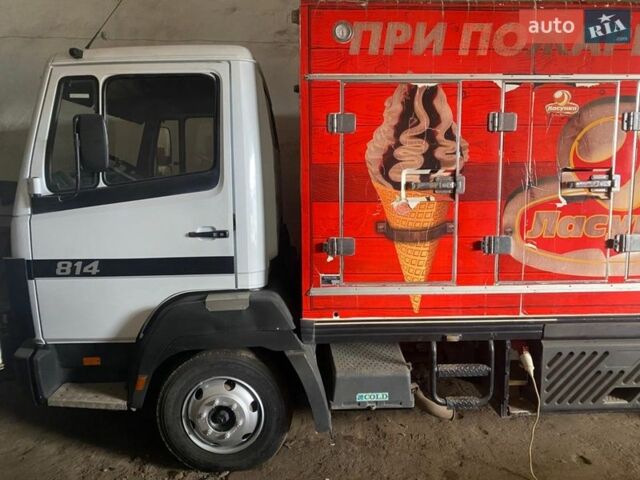 Білий Мерседес LN-Series, об'ємом двигуна 6 л та пробігом 280 тис. км за 12500 $, фото 1 на Automoto.ua