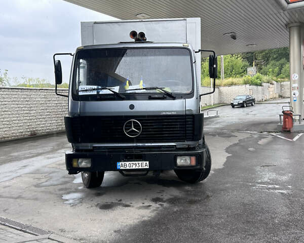 Мерседес MK-Series 1993 в Виннице на Automoto.ua Серый Мерседес MK-Series, объемом двигателя 10.96 л и пробегом 500 тыс. км за 8000 $, фото 1 на Automoto.ua