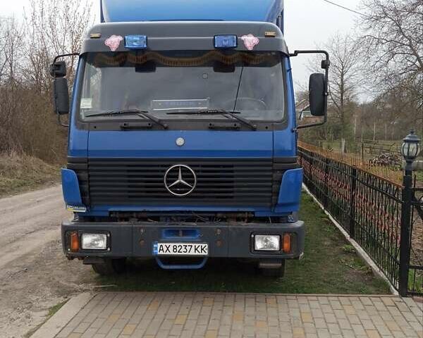 Синий Мерседес MK-Series, объемом двигателя 11 л и пробегом 300 тыс. км за 10000 $, фото 1 на Automoto.ua