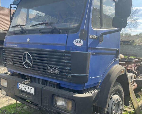 Синий Мерседес MK-Series, объемом двигателя 10.96 л и пробегом 670 тыс. км за 11000 $, фото 1 на Automoto.ua
