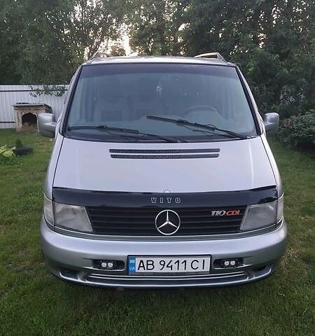 Сірий Мерседес Vito 110, об'ємом двигуна 2.1 л та пробігом 500 тис. км за 4950 $, фото 1 на Automoto.ua