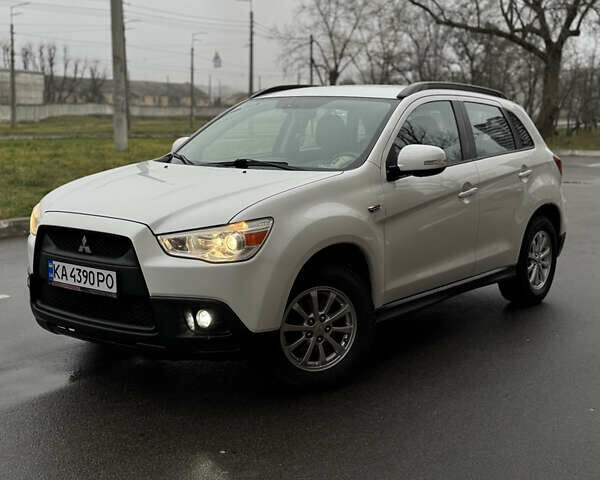 Білий Міцубісі АСХ, об'ємом двигуна 1.8 л та пробігом 208 тис. км за 8900 $, фото 1 на Automoto.ua