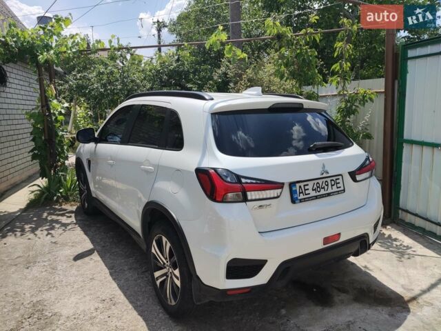Белый Мицубиси АСХ, объемом двигателя 2 л и пробегом 72 тыс. км за 17900 $, фото 1 на Automoto.ua