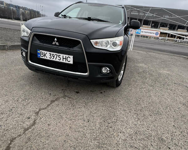 Черный Мицубиси АСХ, объемом двигателя 1.8 л и пробегом 265 тыс. км за 8900 $, фото 1 на Automoto.ua
