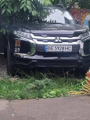 Черный Мицубиси АСХ, объемом двигателя 2 л и пробегом 41 тыс. км за 19000 $, фото 1 на Automoto.ua
