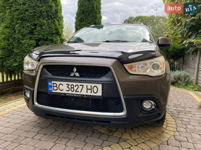 Коричневый Мицубиси АСХ, объемом двигателя 1.8 л и пробегом 327 тыс. км за 8900 $, фото 1 на Automoto.ua