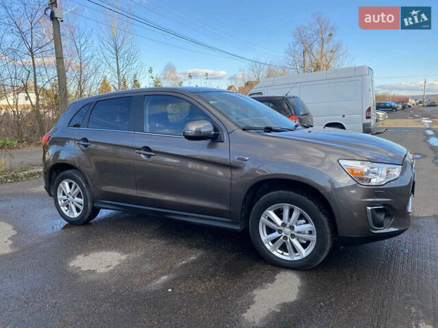 Коричневый Мицубиси АСХ, объемом двигателя 2.2 л и пробегом 238 тыс. км за 12500 $, фото 1 на Automoto.ua