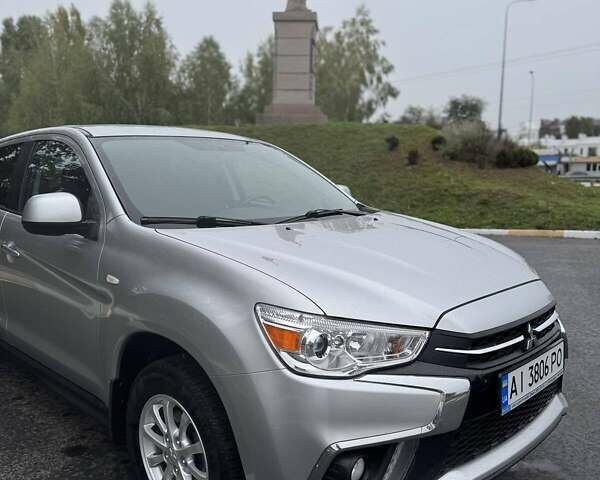 Мицубиси АСХ 2018 в Киеве на Automoto.ua Серый Мицубиси АСХ, объемом двигателя 1.59 л и пробегом 124 тыс. км за 12999 $, фото 1 на Automoto.ua