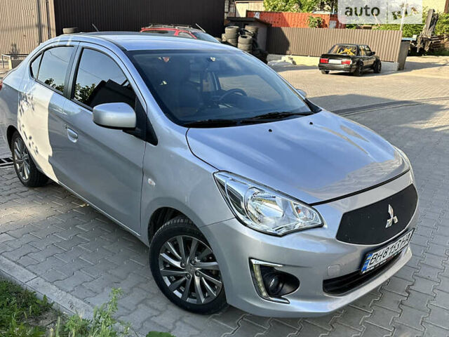Сірий Міцубісі Еттрейдж, об'ємом двигуна 1.19 л та пробігом 70 тис. км за 6700 $, фото 1 на Automoto.ua