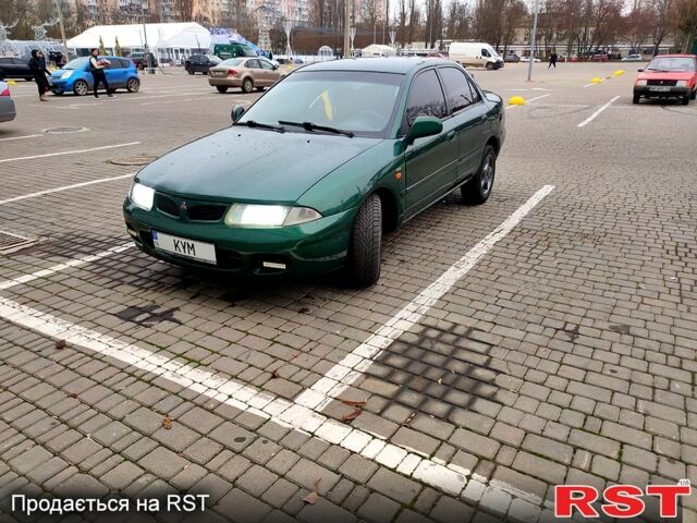 Міцубісі Харизма, об'ємом двигуна 1.8 л та пробігом 255 тис. км за 3500 $, фото 1 на Automoto.ua