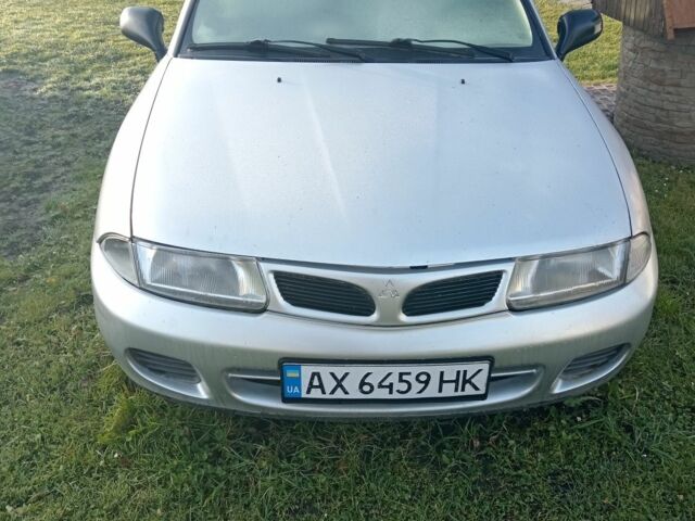 Сірий Міцубісі Харизма, об'ємом двигуна 0 л та пробігом 330 тис. км за 2400 $, фото 1 на Automoto.ua