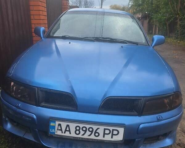 Міцубісі Харизма 2001 у Києві на Automoto.ua Синій Міцубісі Харизма, об'ємом двигуна 1.83 л та пробігом 230 тис. км за 2200 $, фото 1 на Automoto.ua