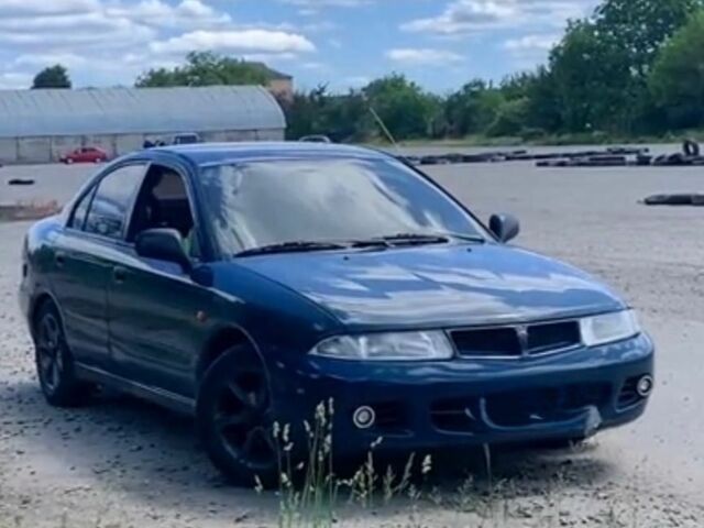 Зелений Міцубісі Харизма, об'ємом двигуна 1.6 л та пробігом 370 тис. км за 2000 $, фото 1 на Automoto.ua