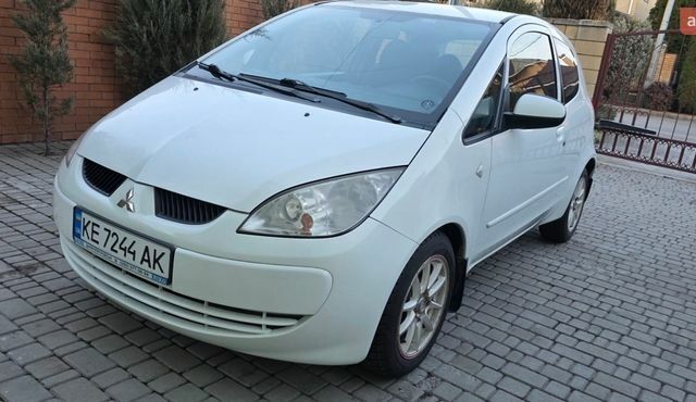 Белый Мицубиси Кольт, объемом двигателя 1.3 л и пробегом 186 тыс. км за 4980 $, фото 1 на Automoto.ua