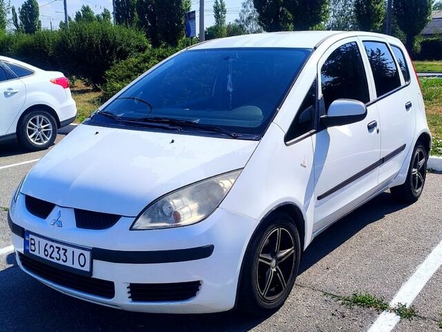 Білий Міцубісі Кольт, об'ємом двигуна 1.3 л та пробігом 295 тис. км за 4200 $, фото 1 на Automoto.ua