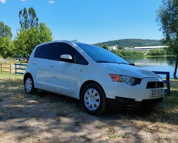 Білий Міцубісі Кольт, об'ємом двигуна 1.33 л та пробігом 185 тис. км за 5200 $, фото 1 на Automoto.ua