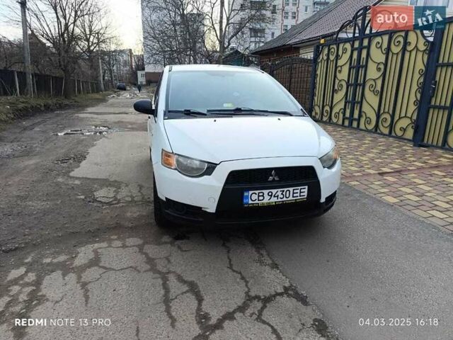 Белый Мицубиси Кольт, объемом двигателя 1.1 л и пробегом 178 тыс. км за 4300 $, фото 1 на Automoto.ua