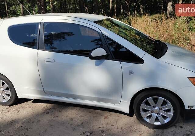 Білий Міцубісі Кольт, об'ємом двигуна 1.5 л та пробігом 156 тис. км за 5800 $, фото 1 на Automoto.ua