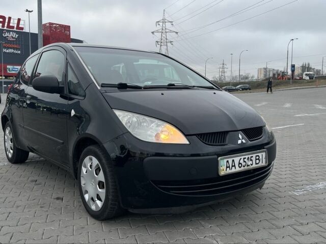 Черный Мицубиси Кольт, объемом двигателя 1.3 л и пробегом 134 тыс. км за 3600 $, фото 1 на Automoto.ua