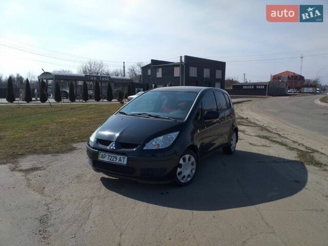 Черный Мицубиси Кольт, объемом двигателя 1.33 л и пробегом 68 тыс. км за 5500 $, фото 1 на Automoto.ua