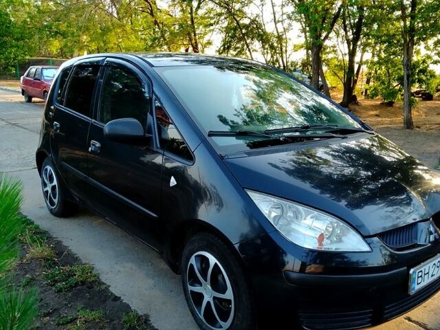 Черный Мицубиси Кольт, объемом двигателя 1.3 л и пробегом 275 тыс. км за 4100 $, фото 1 на Automoto.ua