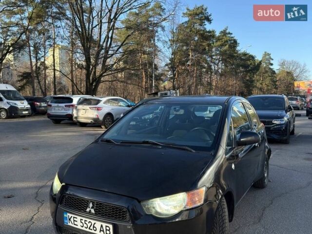 Черный Мицубиси Кольт, объемом двигателя 1.33 л и пробегом 141 тыс. км за 4300 $, фото 1 на Automoto.ua