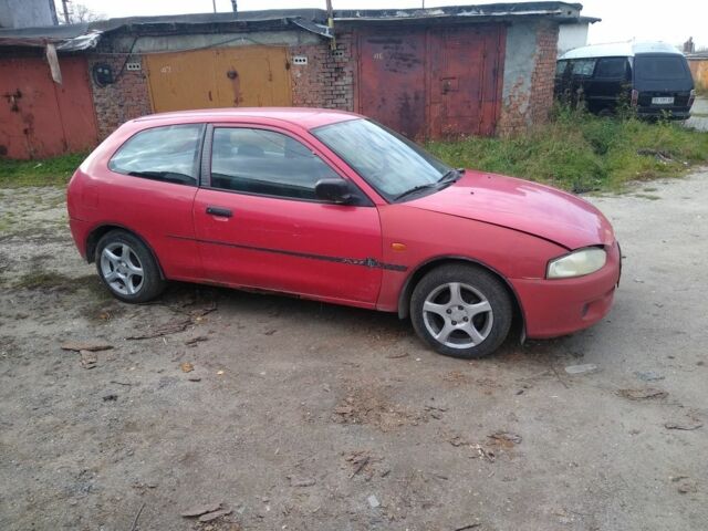 Червоний Міцубісі Кольт, об'ємом двигуна 1.3 л та пробігом 76 тис. км за 358 $, фото 1 на Automoto.ua