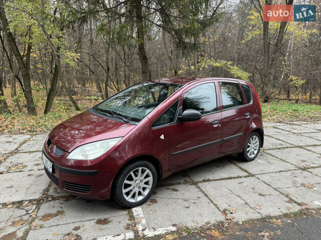 Червоний Міцубісі Кольт, об'ємом двигуна 1.33 л та пробігом 156 тис. км за 3800 $, фото 1 на Automoto.ua