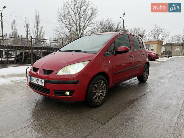 Красный Мицубиси Кольт, объемом двигателя 1.3 л и пробегом 144 тыс. км за 3500 $, фото 1 на Automoto.ua