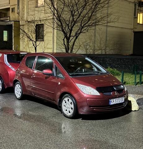 Червоний Міцубісі Кольт, об'ємом двигуна 1.3 л та пробігом 170 тис. км за 2500 $, фото 1 на Automoto.ua