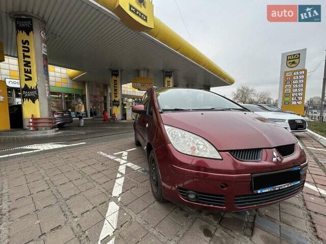 Красный Мицубиси Кольт, объемом двигателя 1.5 л и пробегом 372 тыс. км за 3300 $, фото 1 на Automoto.ua